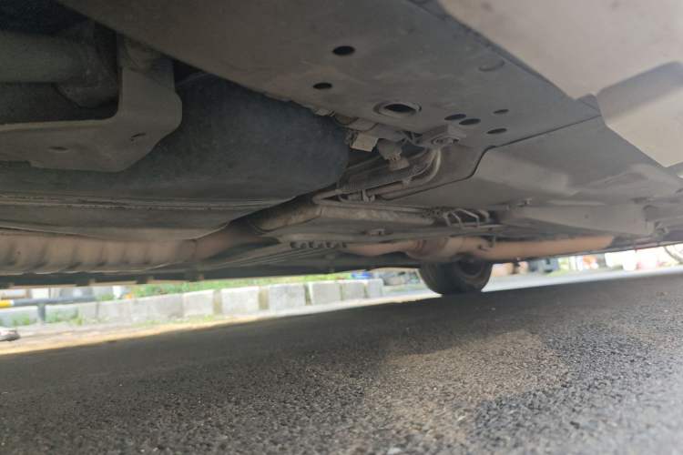 Used Cadillac SLS Seville 2011 2.0T Elite Edition Chassis Rear Right