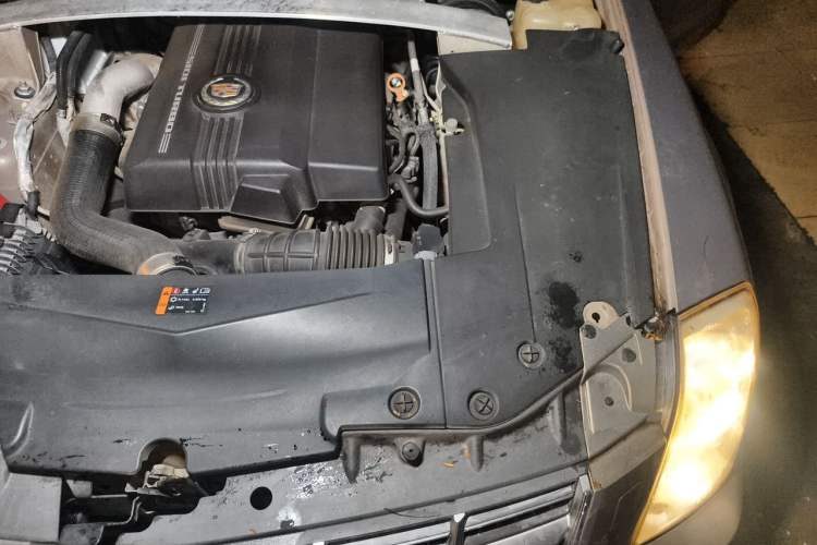 Used Cadillac SLS Seville 2011 2.0T Elite Edition Engine Bay Left