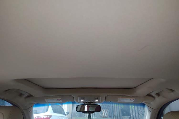 Used Cadillac SLS Seville 2011 2.0T Elite Edition Headliner