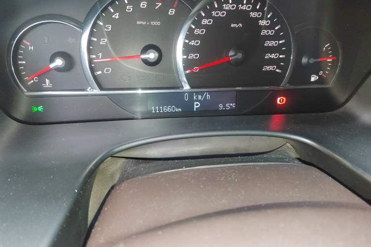 Used Cadillac SLS Seville 2011 2.0T Elite Edition Odometer Close Up