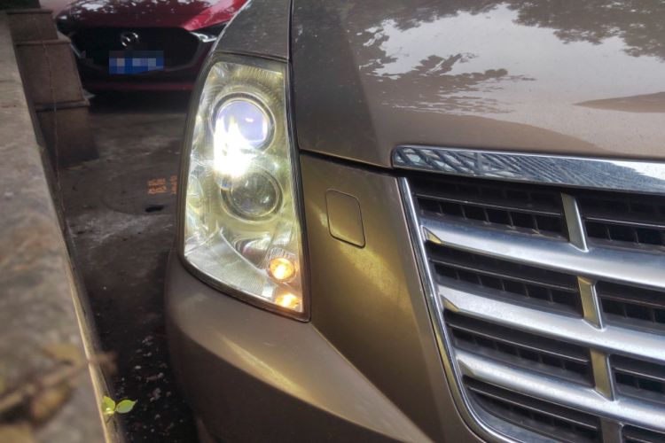 Used Cadillac SLS Seville 2011 2.0T Elite Edition Right Front Headlight