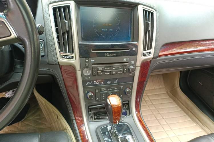 Used Cadillac SLS Seville 2011 2.0T Elite Edition Audio And AC Panel