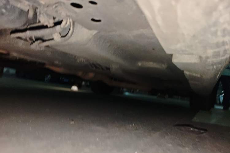 Used Cadillac SLS Seville 2011 2.0T Elite Edition Chassis Rear Right