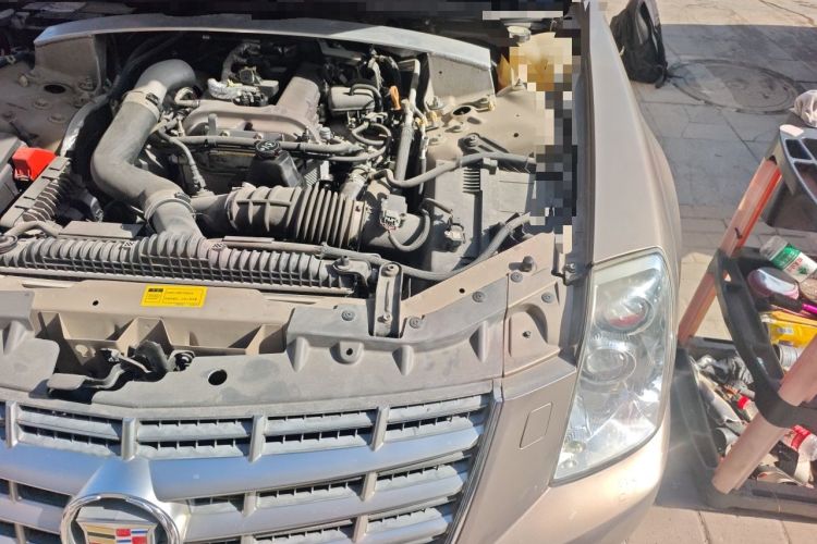 Used Cadillac SLS Seville 2011 2.0T Elite Edition Engine Bay Left