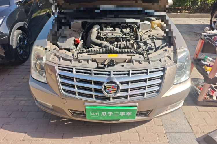 Used Cadillac SLS Seville 2011 2.0T Elite Edition Engine Bay
