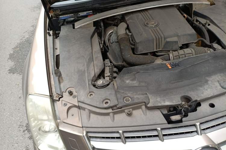 Used Cadillac SLS Seville 2011 2.0T Elite Edition Engine Bay Right