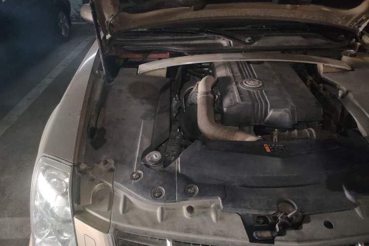 Used Cadillac SLS Seville 2011 2.0T Elite Edition Engine Bay Right