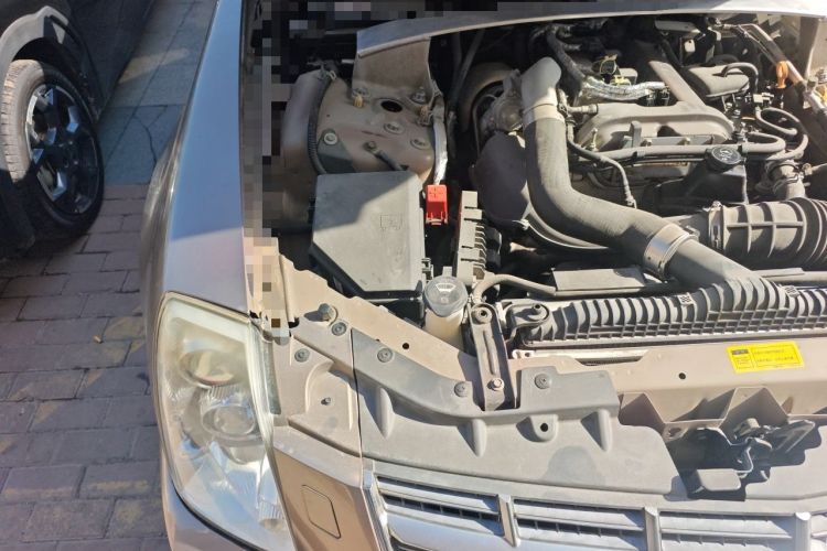 Used Cadillac SLS Seville 2011 2.0T Elite Edition Engine Bay Right