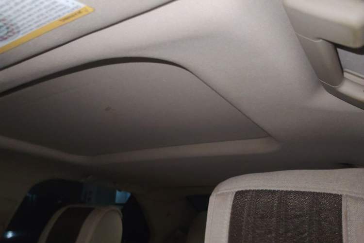 Used Cadillac SLS Seville 2011 2.0T Elite Edition Headliner