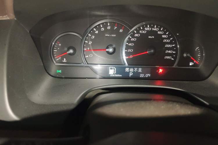 Used Cadillac SLS Seville 2011 2.0T Elite Edition Odometer Close Up