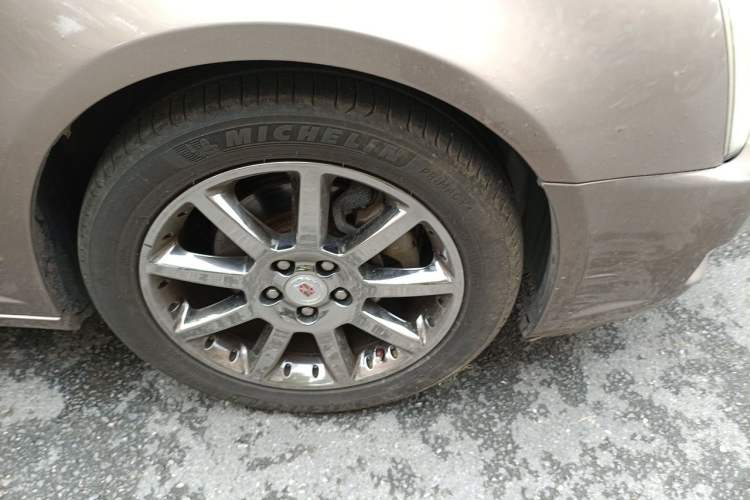 Used Cadillac SLS Seville 2011 2.0T Elite Edition Right Front Wheel Hub