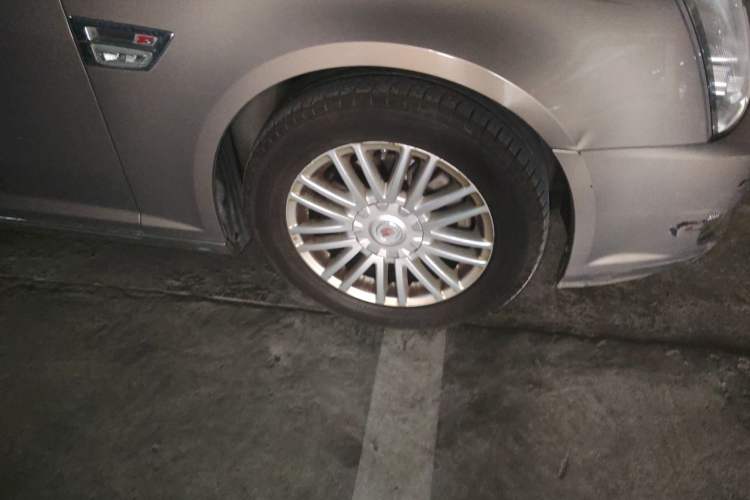 Used Cadillac SLS Seville 2011 2.0T Elite Edition Right Front Wheel Hub