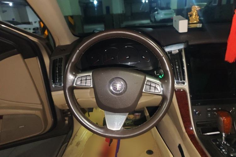 Used Cadillac SLS Seville 2011 2.0T Elite Edition Steering Wheel