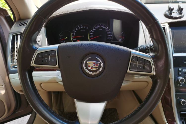 Used Cadillac SLS Seville 2011 2.0T Elite Edition Steering Wheel