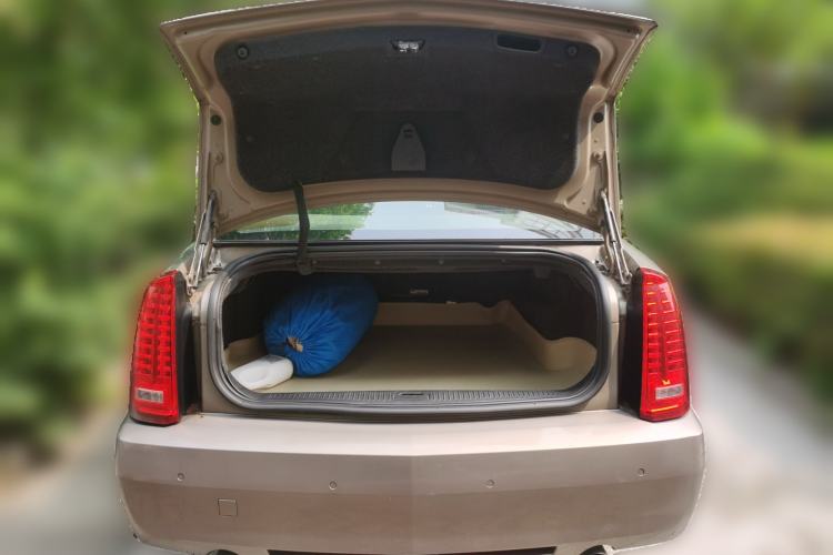 Used Cadillac SLS Seville 2011 2.0T Elite Edition Trunk