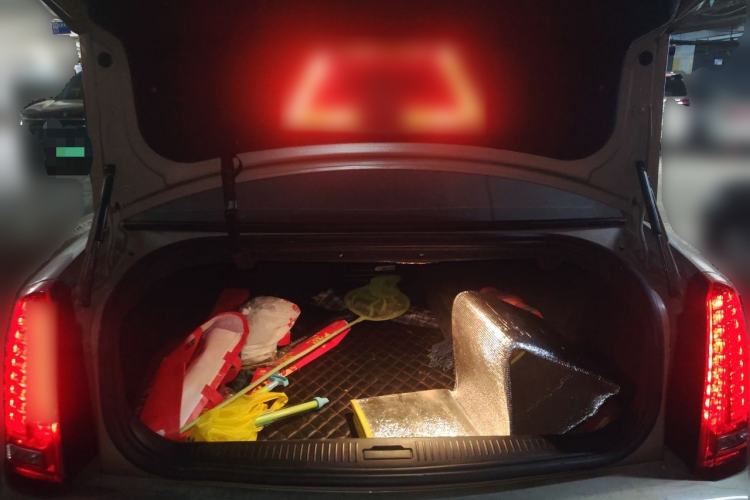 Used Cadillac SLS Seville 2011 2.0T Elite Edition Trunk