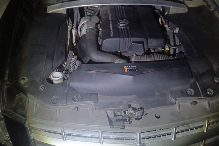 Used Cadillac SLS Seville 2012 2.0T Comfort Model Engine Bay