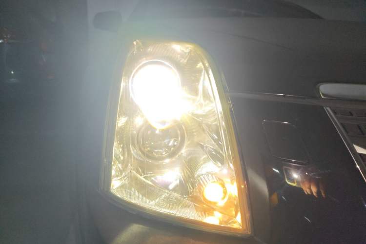 Used Cadillac SLS Seville 2012 2.0T Comfort Model Right Front Headlight