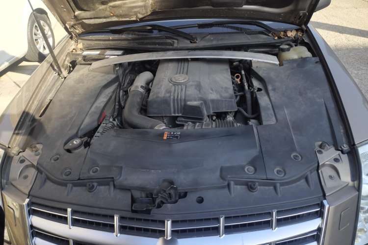 Used Cadillac SLS Seville 2012 2.0T Comfort Model Engine Bay