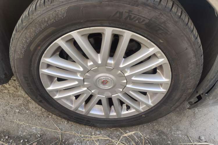 Used Cadillac SLS Seville 2012 2.0T Comfort Model Left Front Wheel Hub
