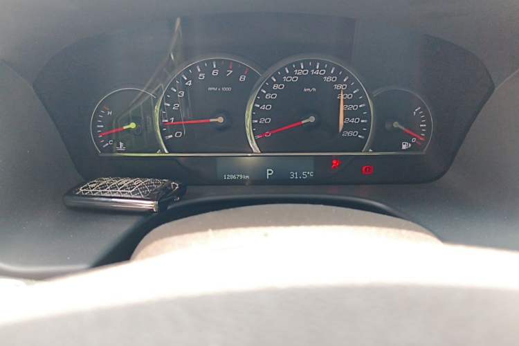 Used Cadillac SLS Seville 2012 2.0T Comfort Model Odometer Close Up