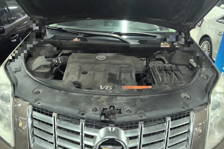 Used Cadillac SRX 2013 3.0L Elite Model Engine Bay