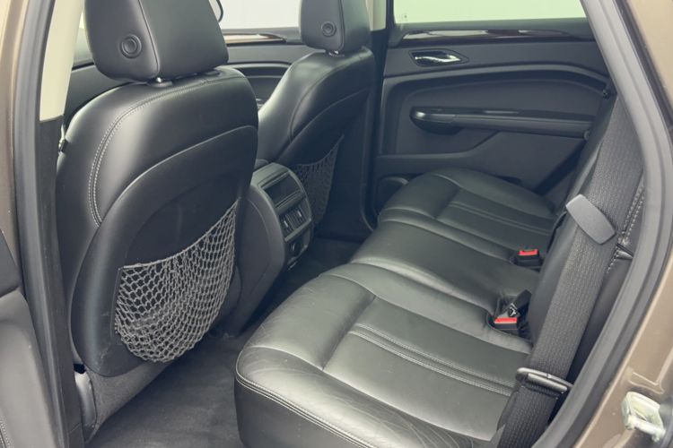 Used Cadillac SRX 2013 3.0L Elite Model Interior 2