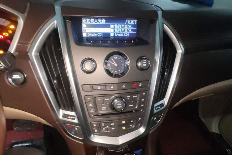 Used Cadillac SRX 2010 3.0L Luxury Edition Audio And AC Panel