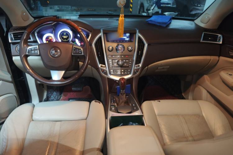 Used Cadillac SRX 2010 3.0L Luxury Edition Center Console