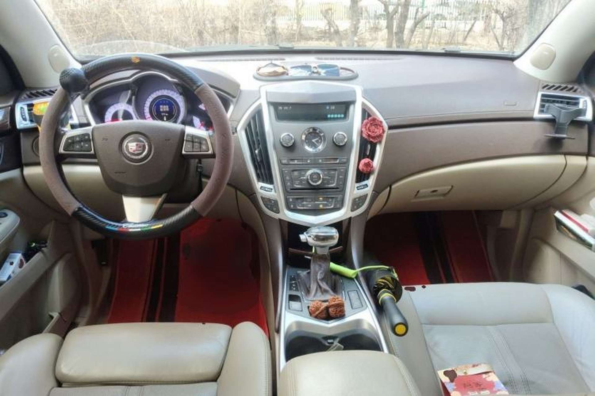 Used Cadillac SRX 2010 3.0L Flagship Edition Center Console