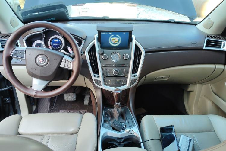 Used Cadillac SRX 2010 3.0L Flagship Edition Center Console