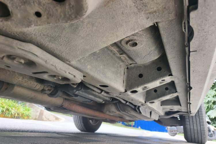 Used Cadillac SRX  Chassis Front Left