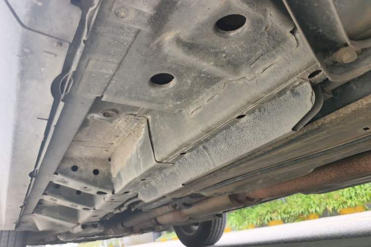 Used Cadillac SRX  Chassis Rear Left
