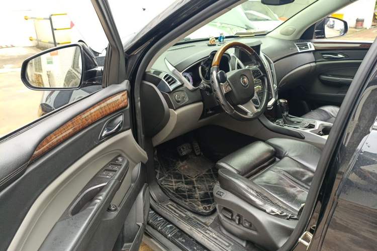 Used Cadillac SRX 2010 3.0L Flagship Edition Driver Seat