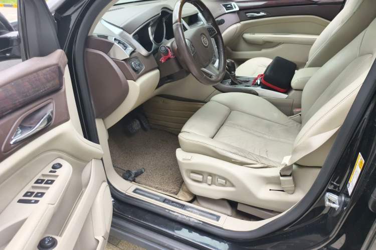 Used Cadillac SRX  Driver Seat