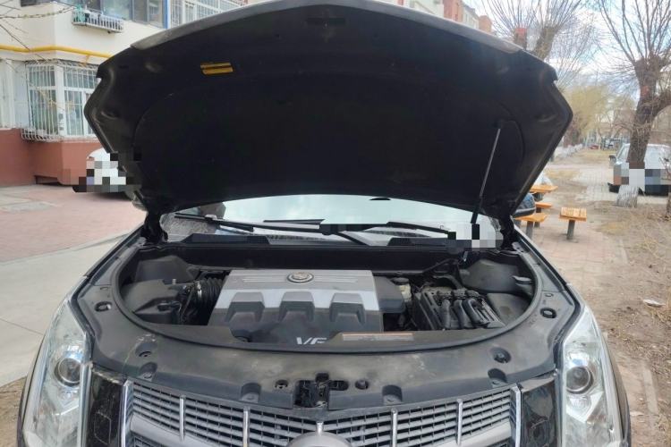 Used Cadillac SRX 2010 3.0L Flagship Edition Engine Bay