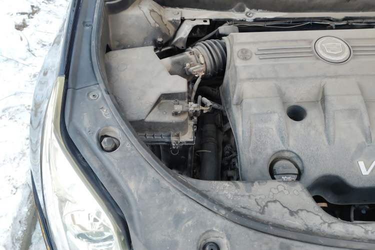 Used Cadillac SRX 2010 3.0L Flagship Edition Engine Bay Right