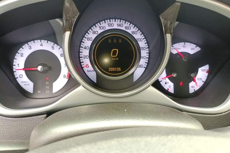 Used Cadillac SRX 2010 3.0L Flagship Edition Odometer Close Up