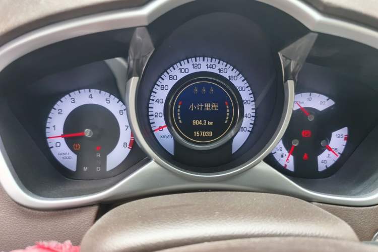 Used Cadillac SRX  Odometer Close Up
