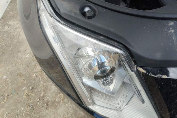 Used Cadillac SRX 2010 3.0L Flagship Edition Right Front Headlight