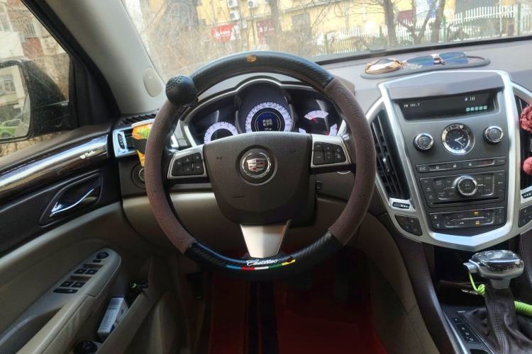 Used Cadillac SRX 2010 3.0L Flagship Edition Steering Wheel