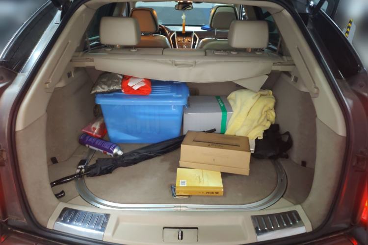 Used Cadillac SRX 2010 3.0L Luxury Edition Trunk