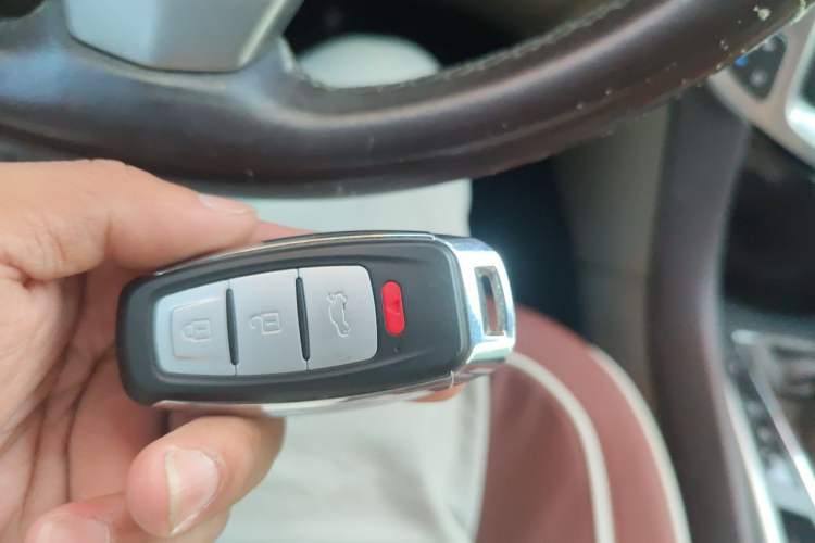 Used Cadillac SRX 2010 3.0L Flagship Edition Vehicle Key