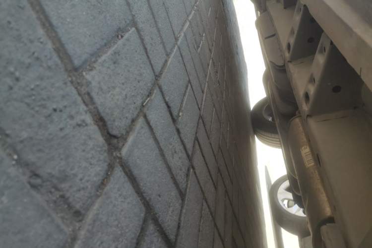 Used Cadillac SRX 2010 3.0L Flagship Edition Chassis Front Right