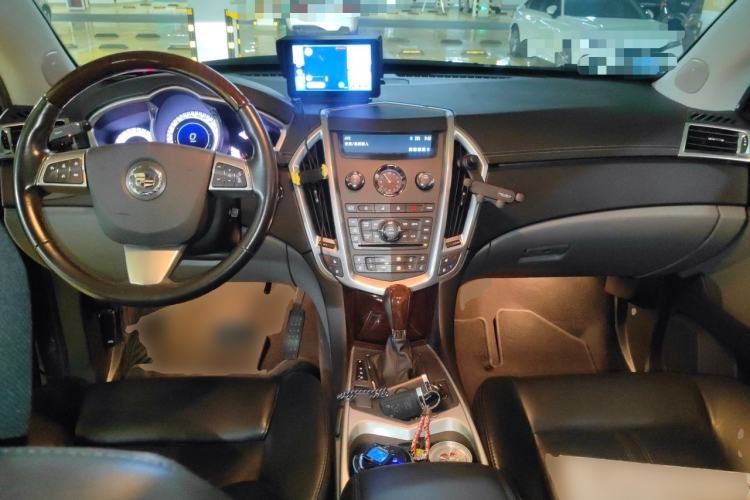 Used Cadillac SRX 2010 3.0L Flagship Edition Center Console
