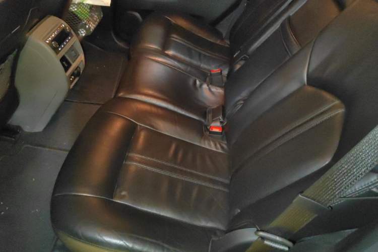 Used Cadillac SRX 2010 3.0L Flagship Edition Left Rear Seat