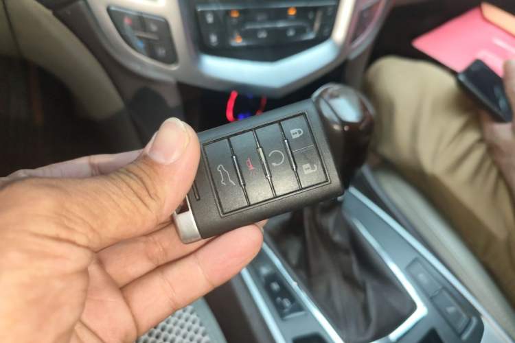 Used Cadillac SRX 2010 3.0L Flagship Edition Vehicle Key