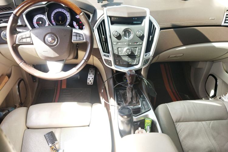 Used Cadillac SRX 2010 3.0L Flagship Edition Center Console