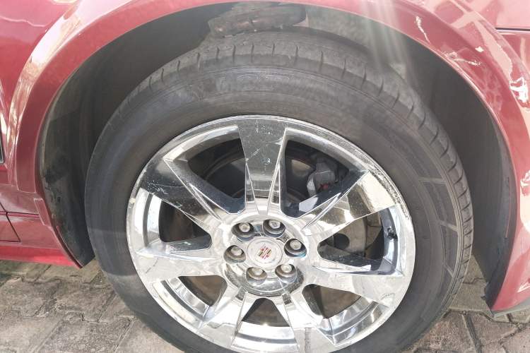 Used Cadillac SRX 2010 3.0L Flagship Edition Right Front Wheel Hub