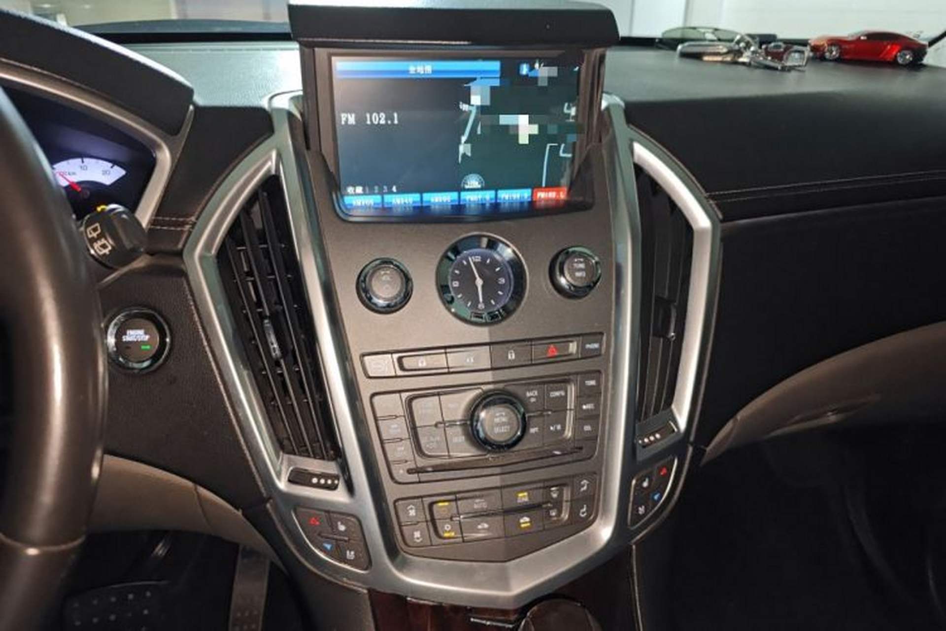 Used Cadillac SRX 2010 3.0L Flagship Edition Audio And AC Panel